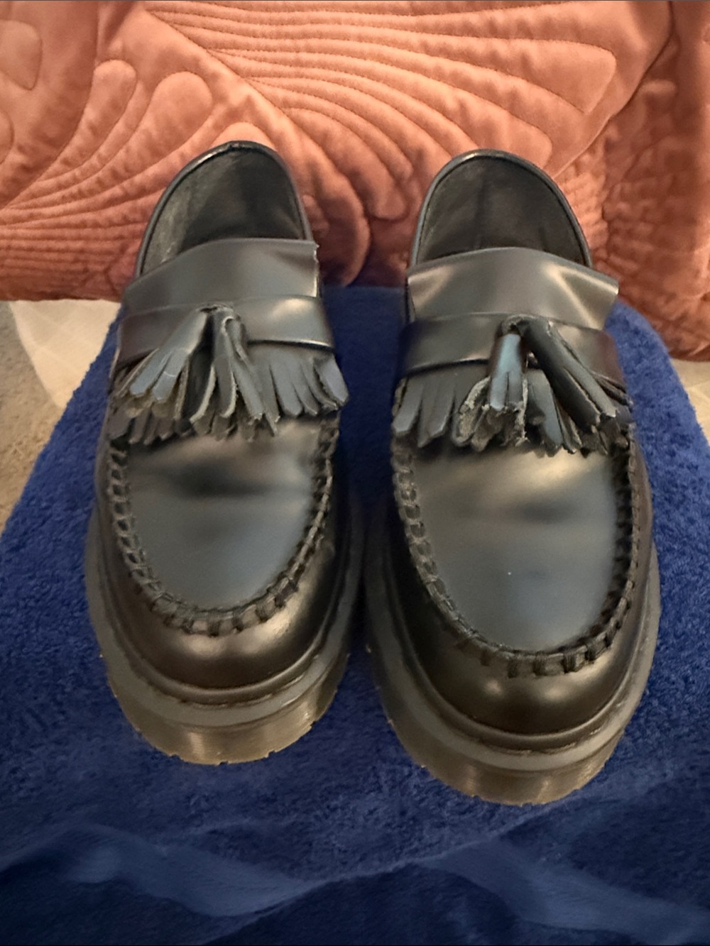 Dr. Martens Black Leather Tassel Loafers M size 7, Women’s 8. Fit like 9